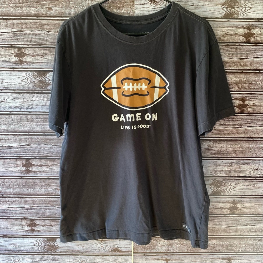Life Is Good Men's Short-Sleeved Crusher Tee Size L